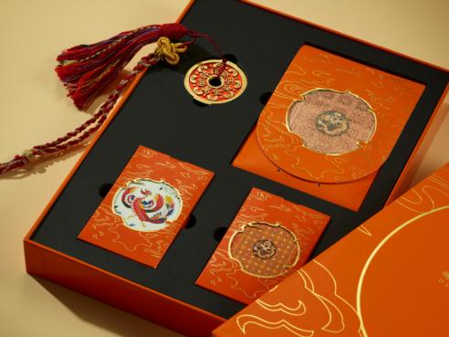 星级酒店月饼上市，跨界联名亦显新风尚