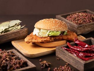 以“火烤牛肉”称王的汉堡王把“新品C位”让给了鸡