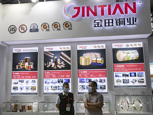 “宁波铜王”分家产，两名80后子女获34亿元股权