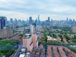 上海商业地产回暖：大体量资金涌入，一季度大宗交易成交金额同比涨27%