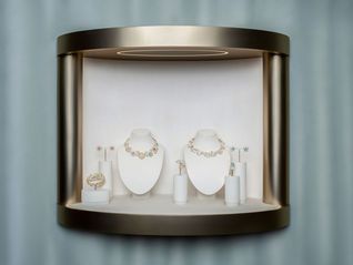 蒂芙尼秋日赞颂瑰海奇珍，宝曼兰朵演绎当代拜占庭美学｜是日美好事物