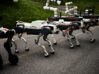 【硬科技头条】中国电网开启近100亿具身智能设备采购与投资，机器人应用打开新空间