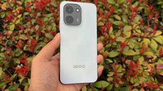 搭载9020mAh超大电池，iQOO Z11体验