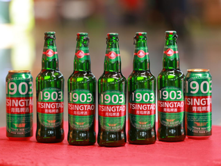 青岛啤酒经典系列焕新：一瓶啤酒的长期主义