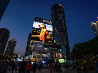 徐家汇“新六百”重启，上海老牌商圈打响突围战